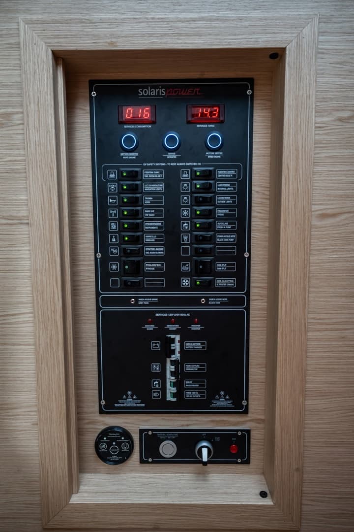 2024 Solaris 40F
