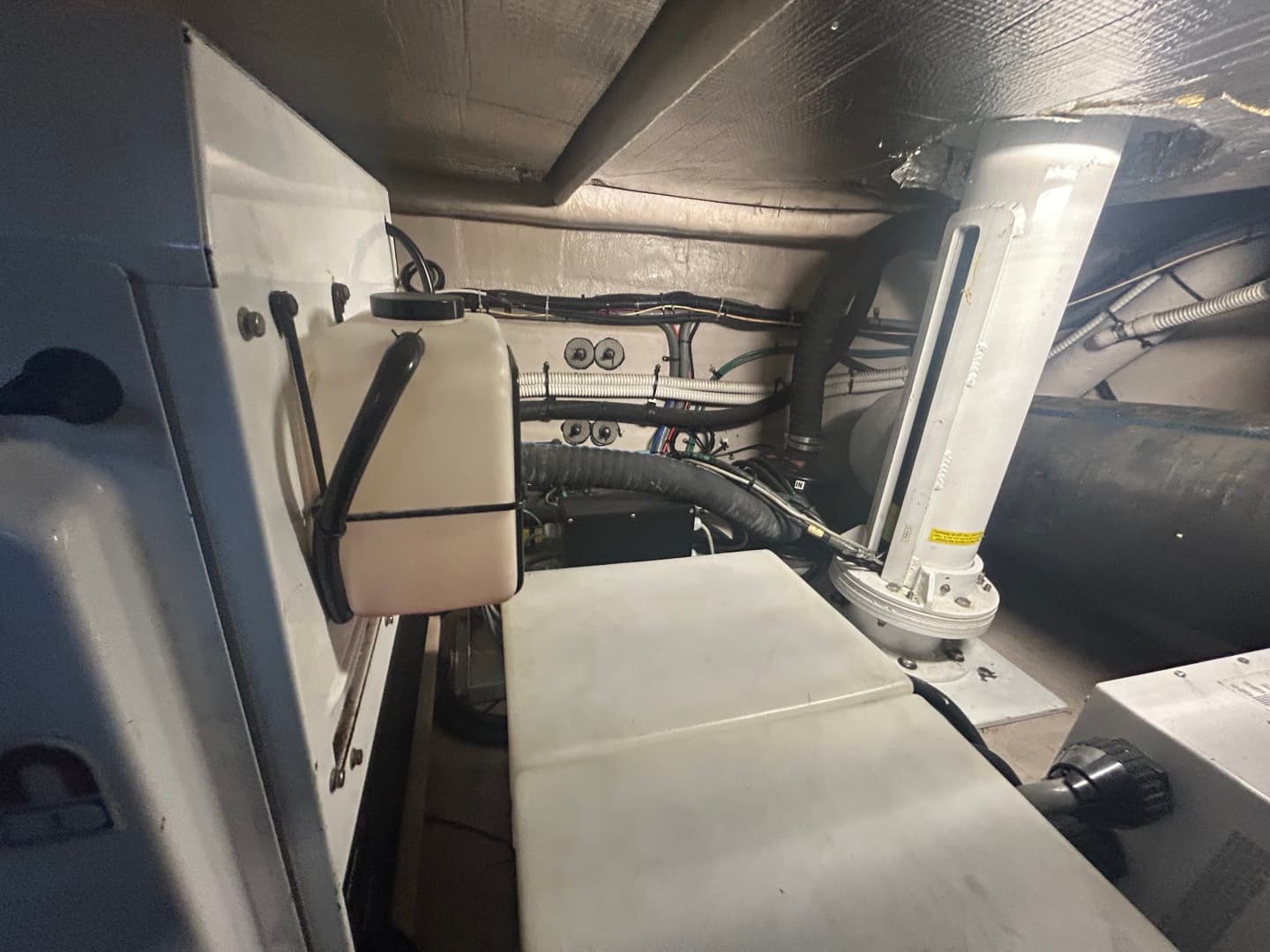 2005 Sea Ray 550 SEDAN BRIDGE