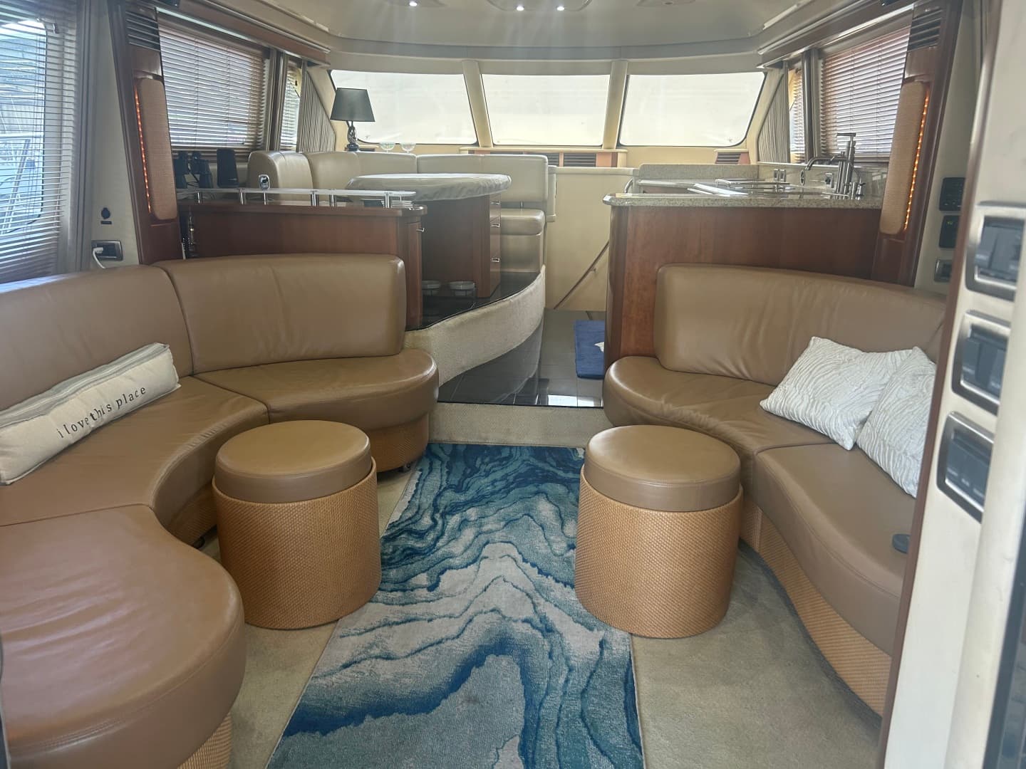 2005 Sea Ray 550 SEDAN BRIDGE