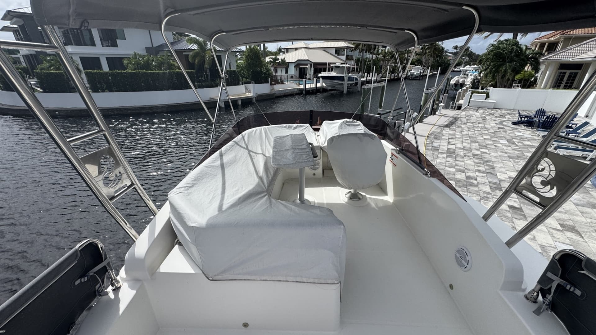 Flybridge Forward View