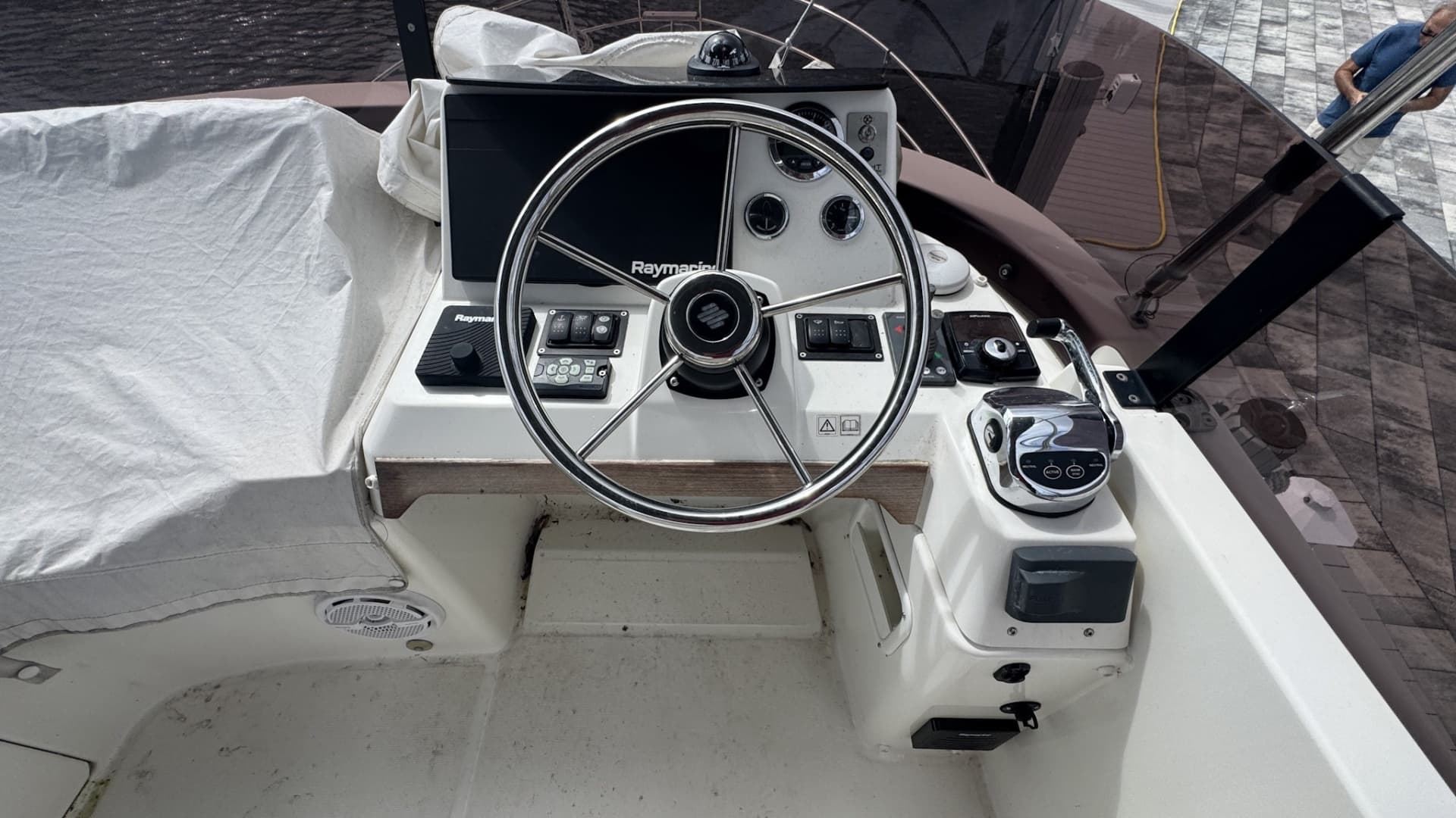 Flybridge Helm