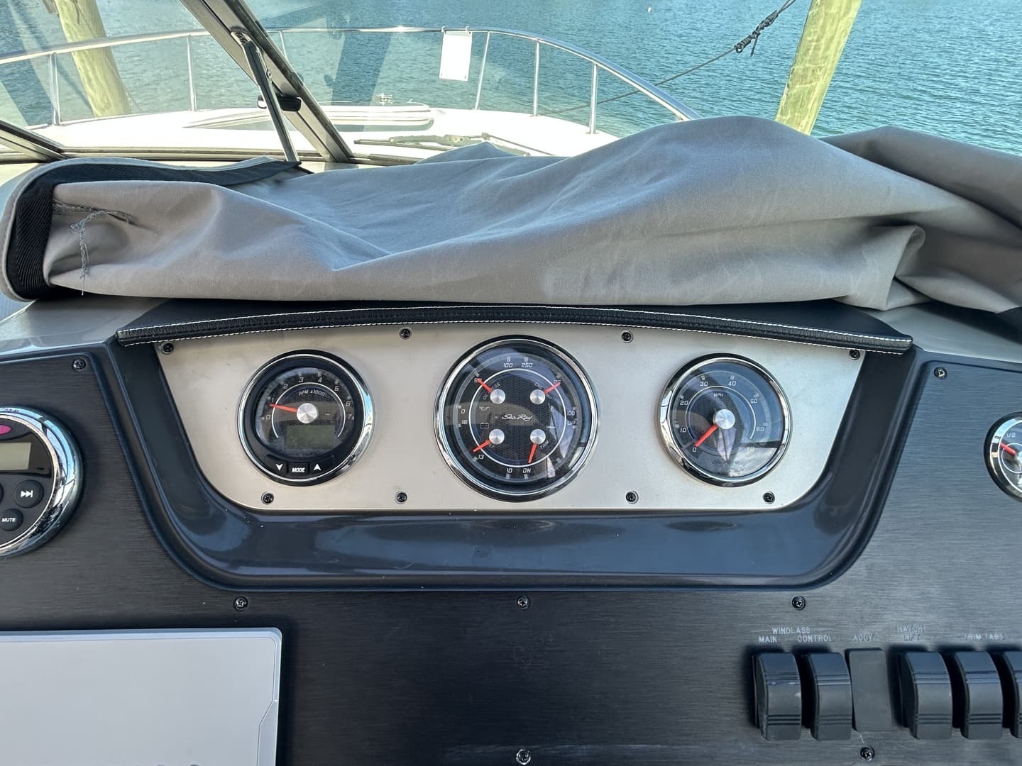 2015 Sea Ray 280 Sundancer