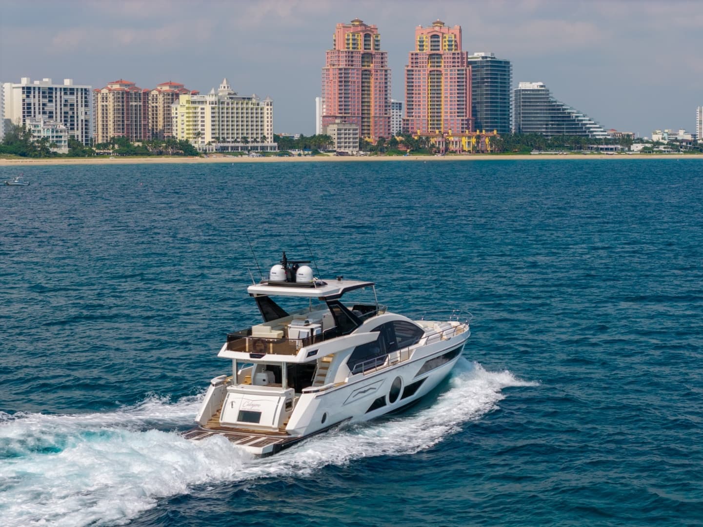 2023 Aicon 66 Vivere