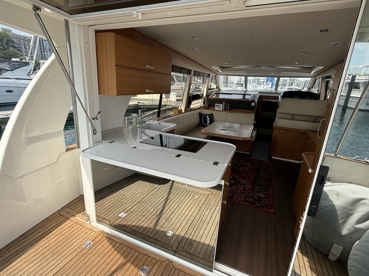2021 Greenline 40 Hybrid