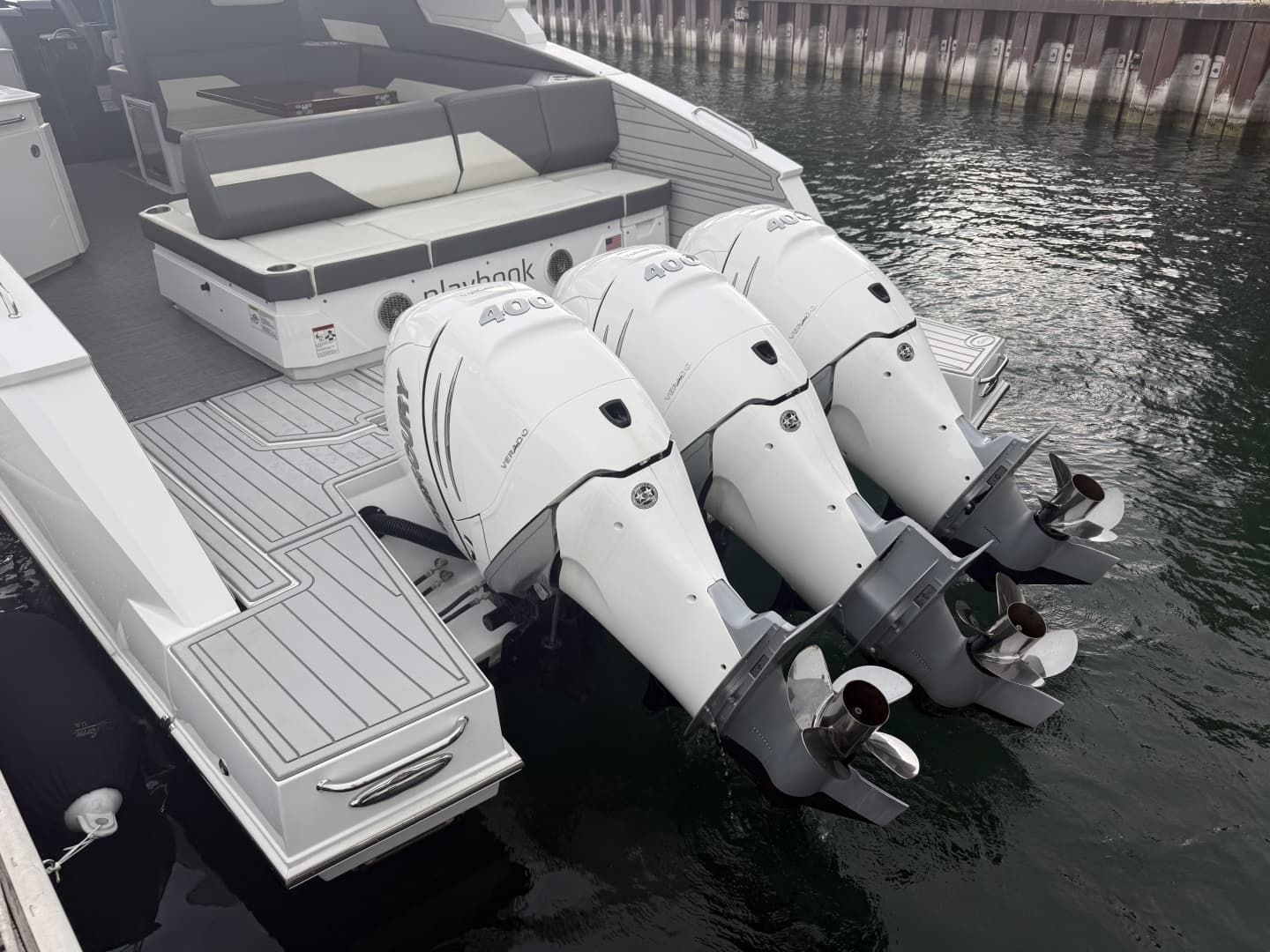 2021 Cruisers Yachts 42 GLS OB