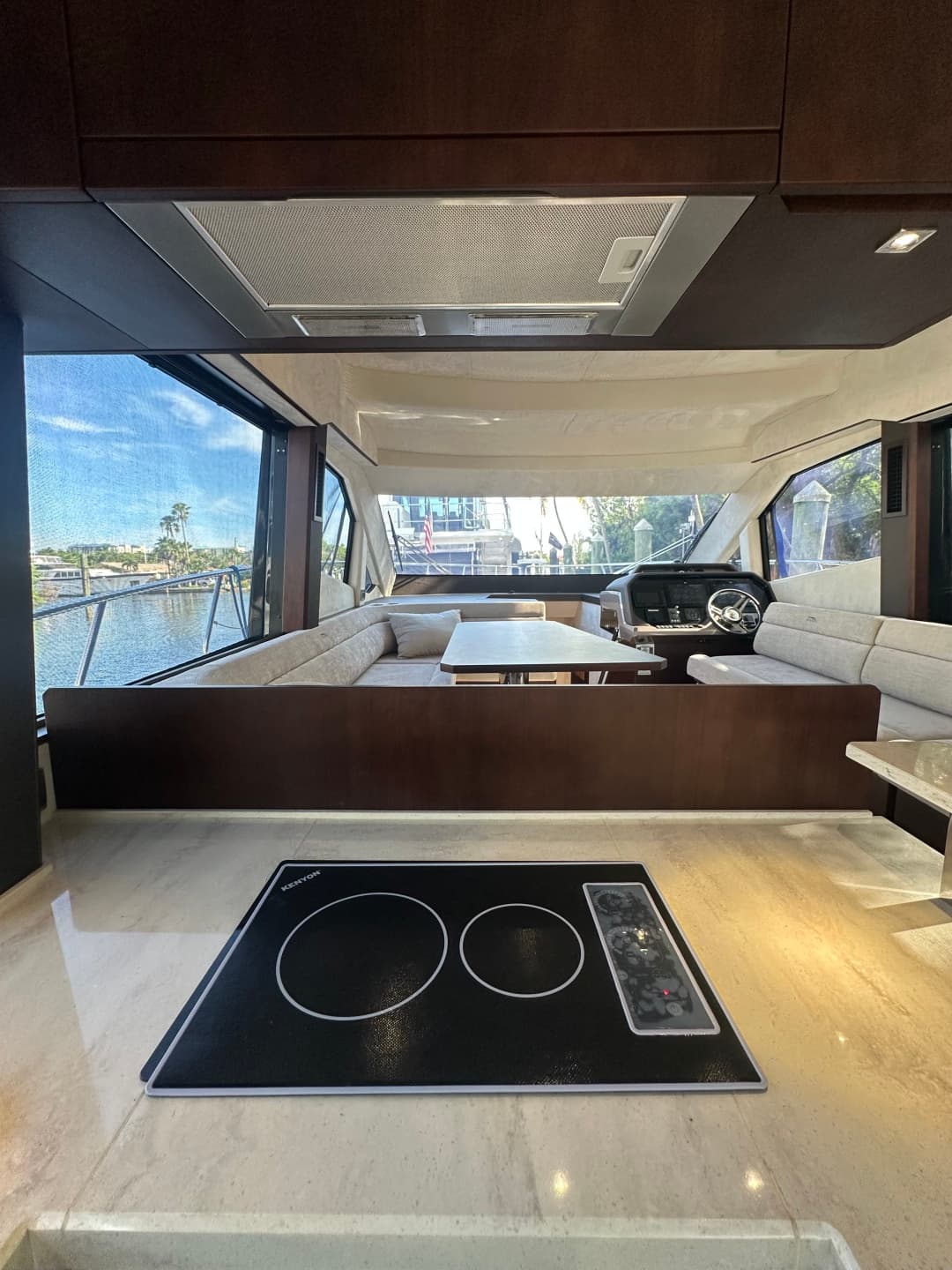 2021 Galeon 500 FLY