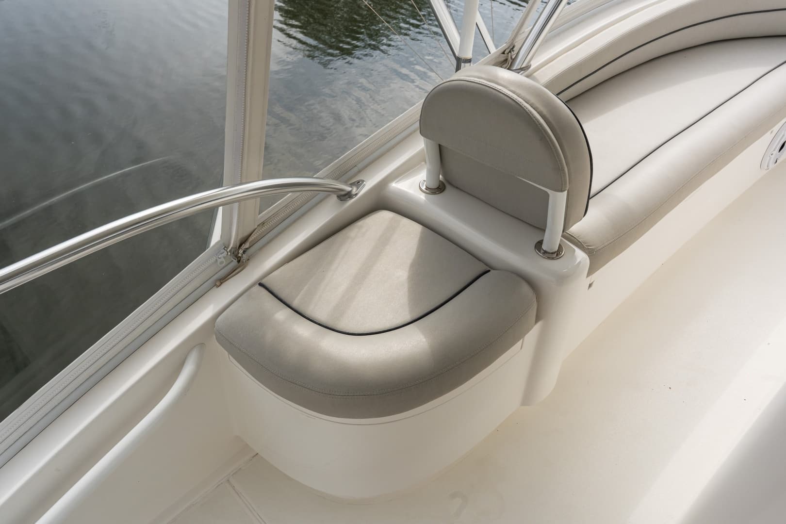 2022 Viking 48C