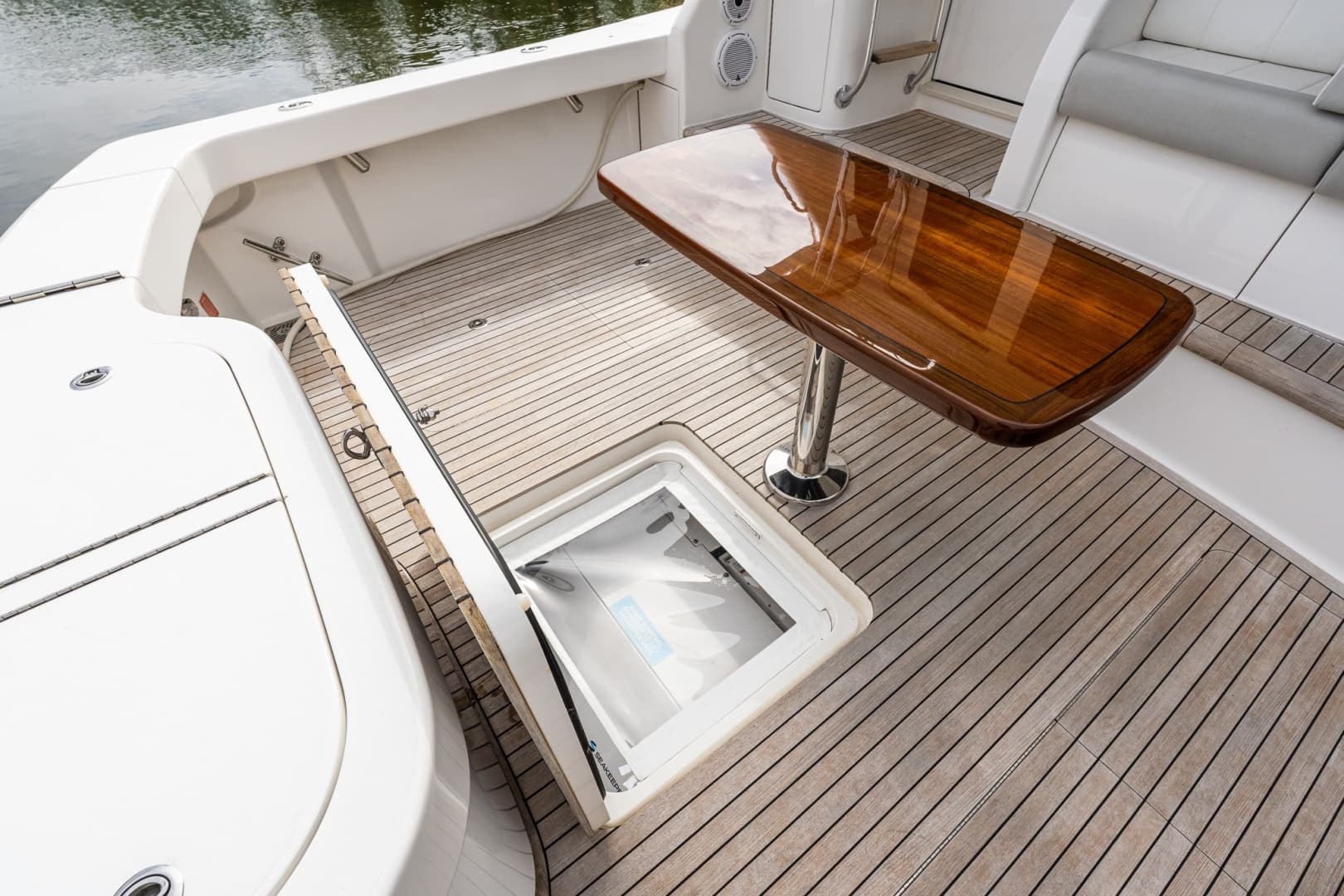 2022 Viking 48C