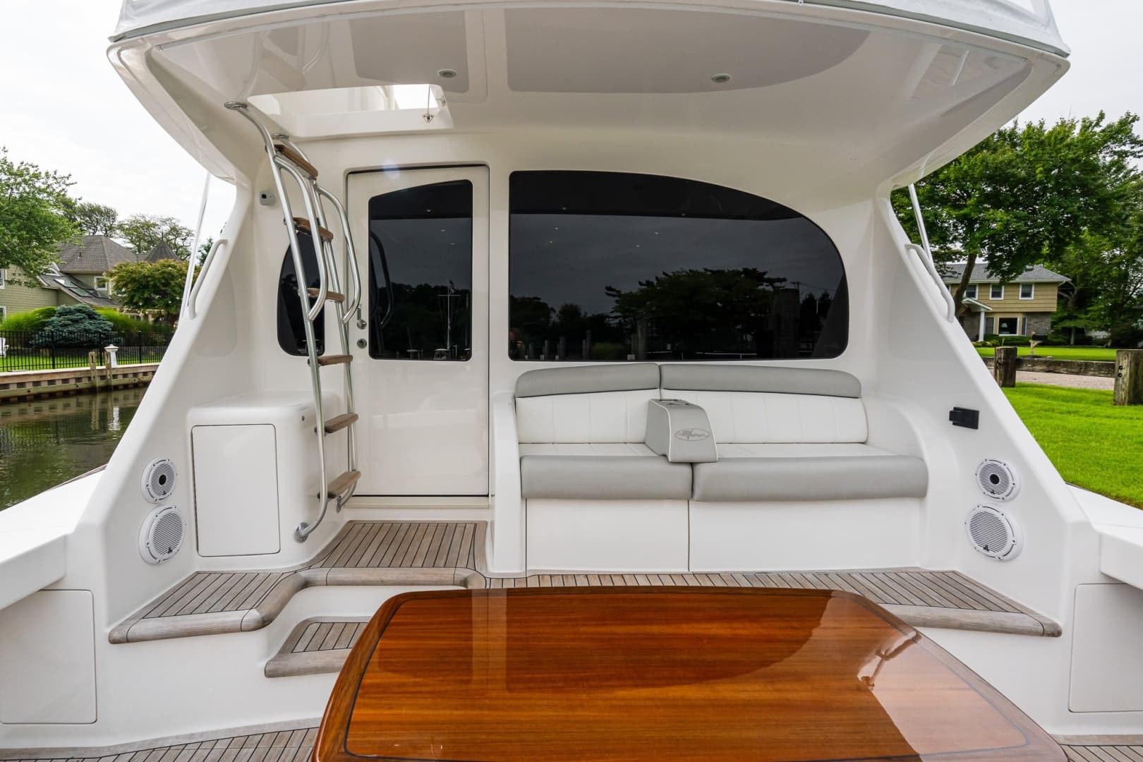 2022 Viking 48C