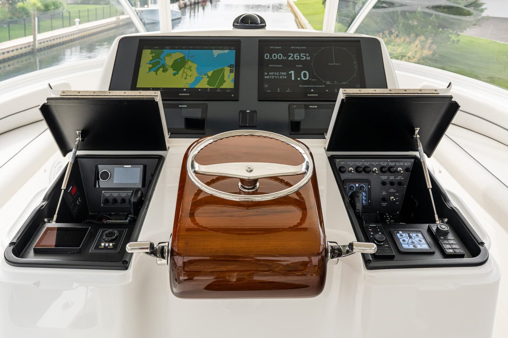 2022 Viking 48 Convertible