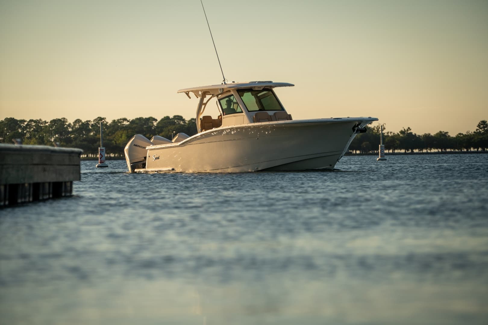 2019 Scout 355 LXF