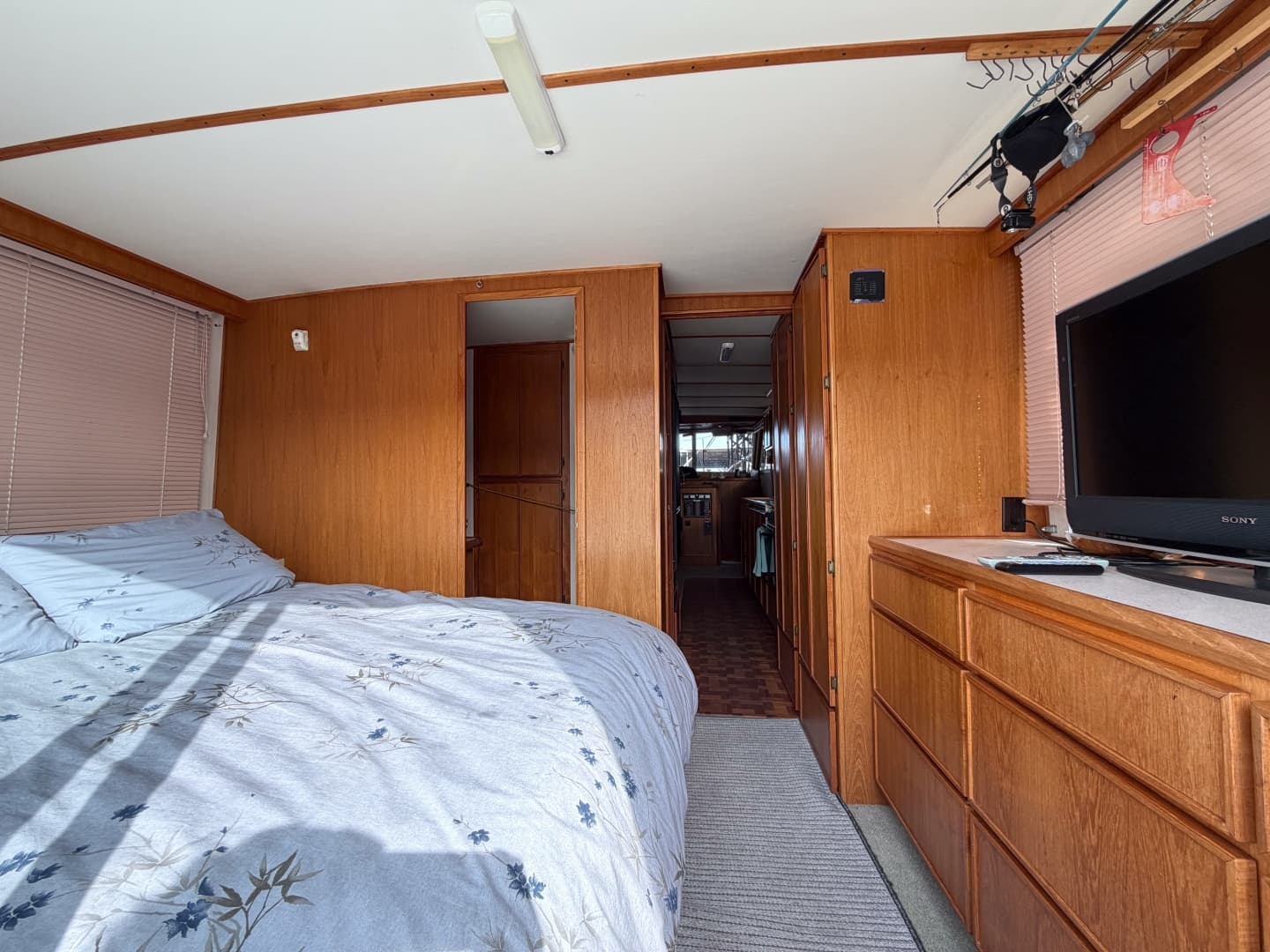 1990 Cruise-A-Home Corsair 4200