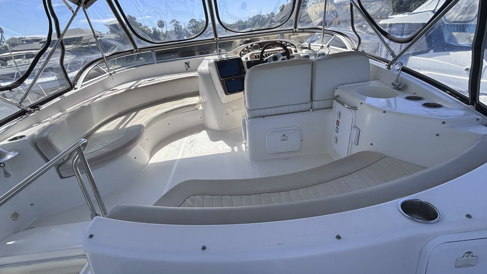 Flybridge Starboard