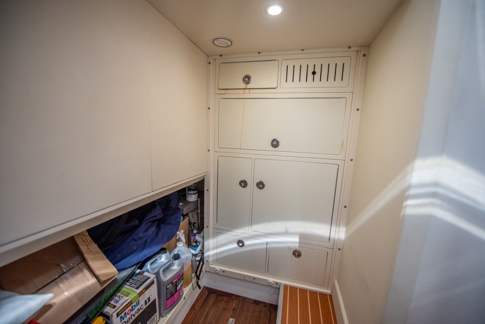 2006 Princess V65