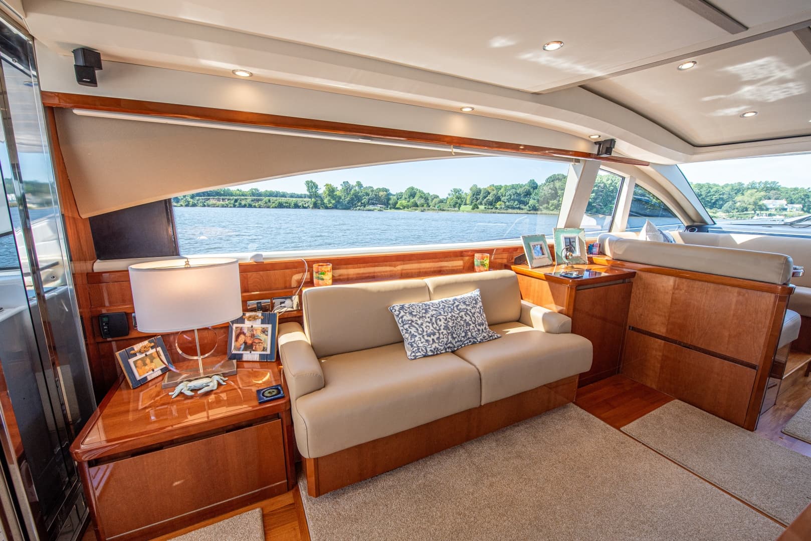 2006 Princess V65