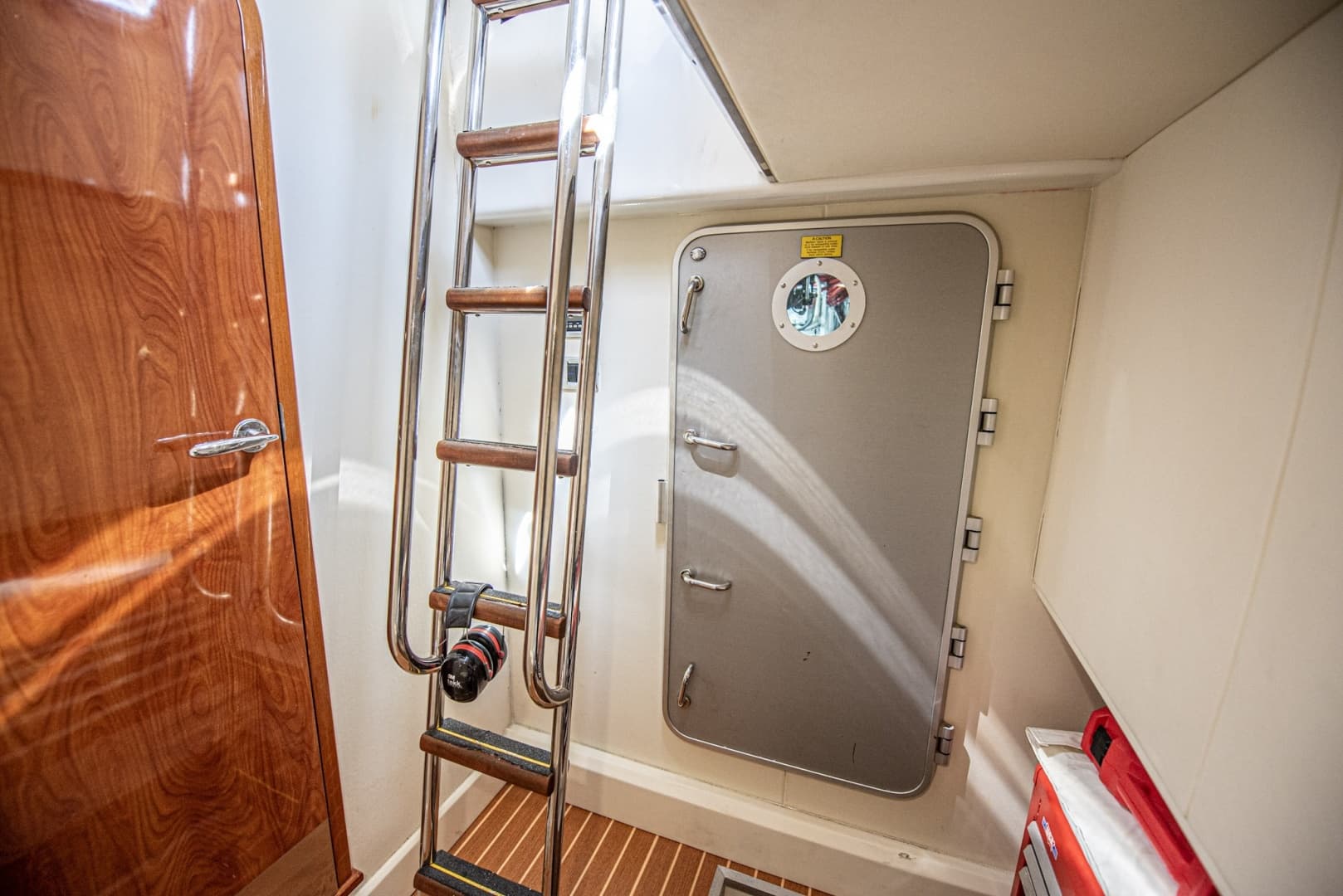 2006 Princess V65