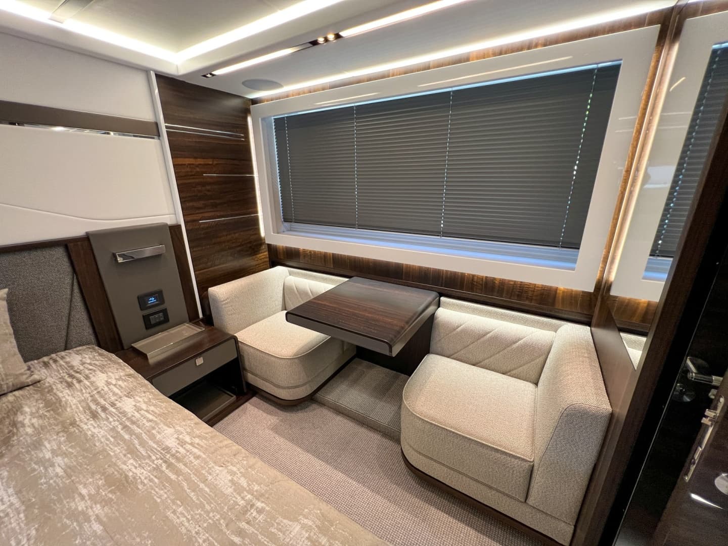 2023 Sunseeker Predator 65