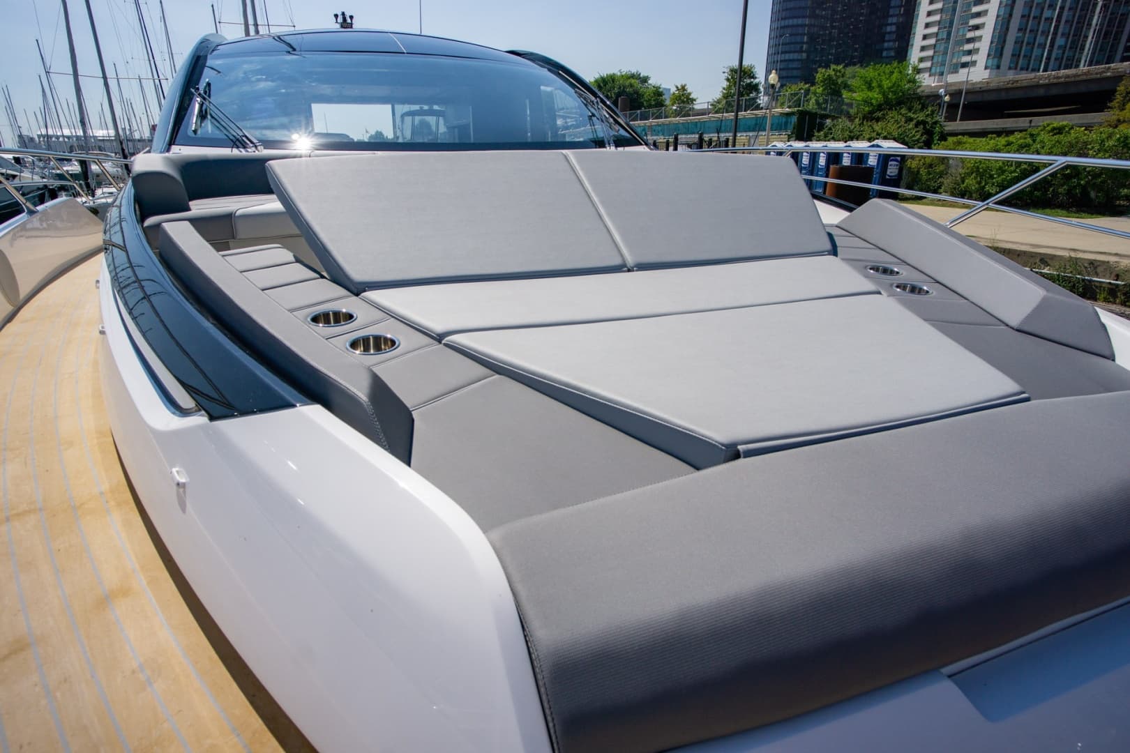2023 Sunseeker Predator 65