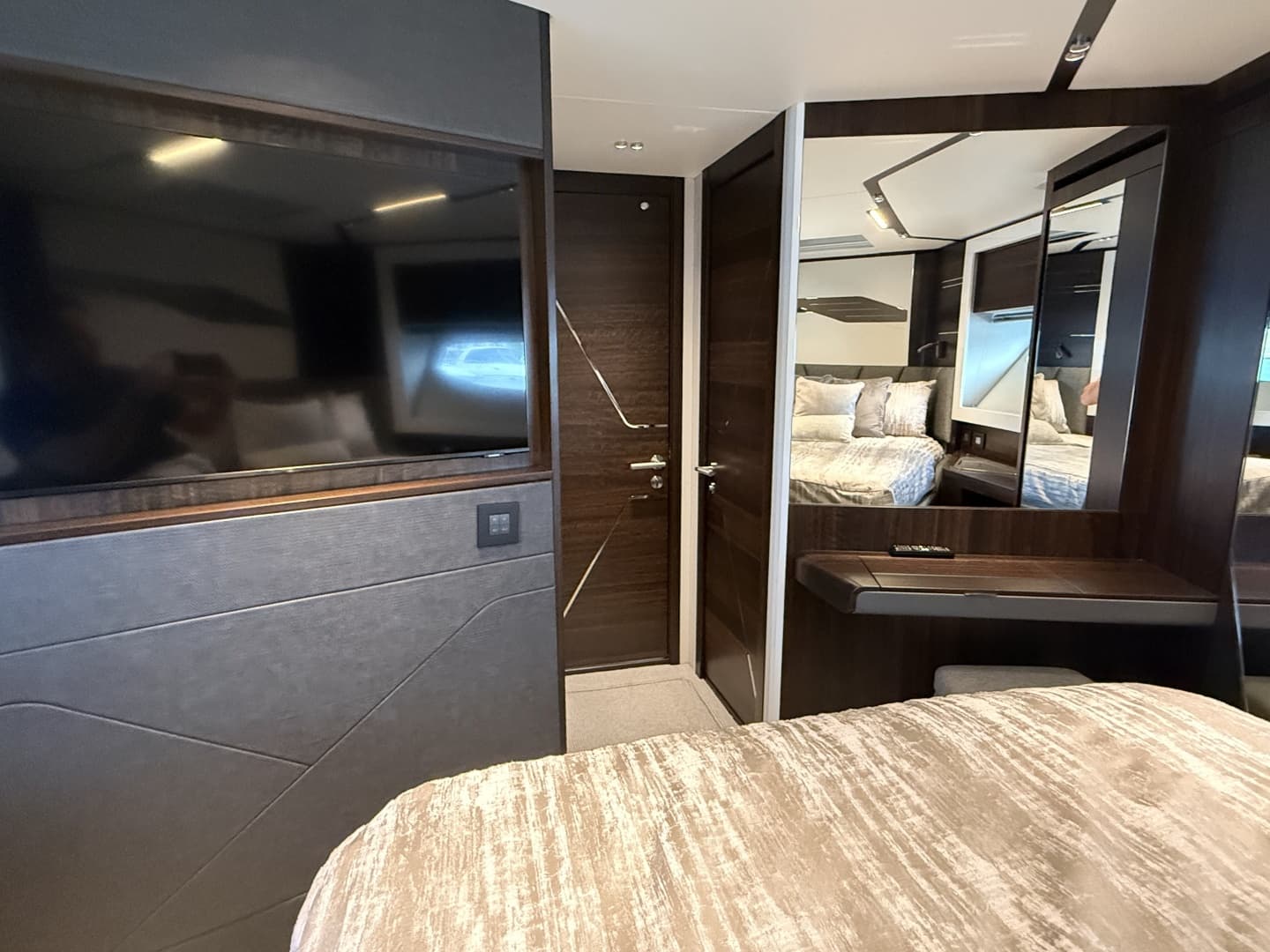 2023 Sunseeker Predator 65