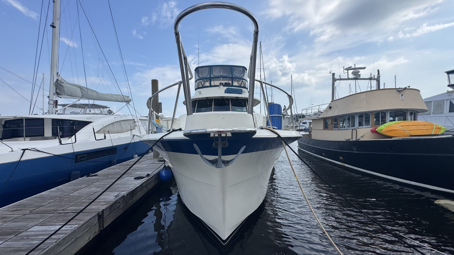 Exterior - Bow