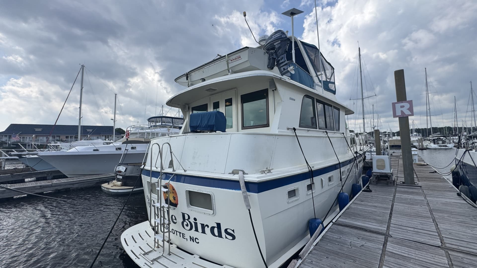 Exterior - Stern