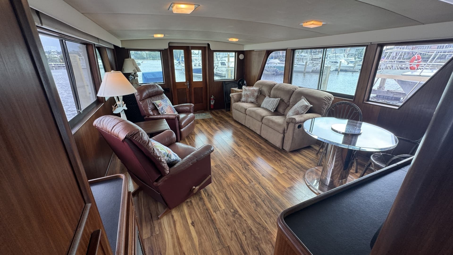 Salon - Aft View