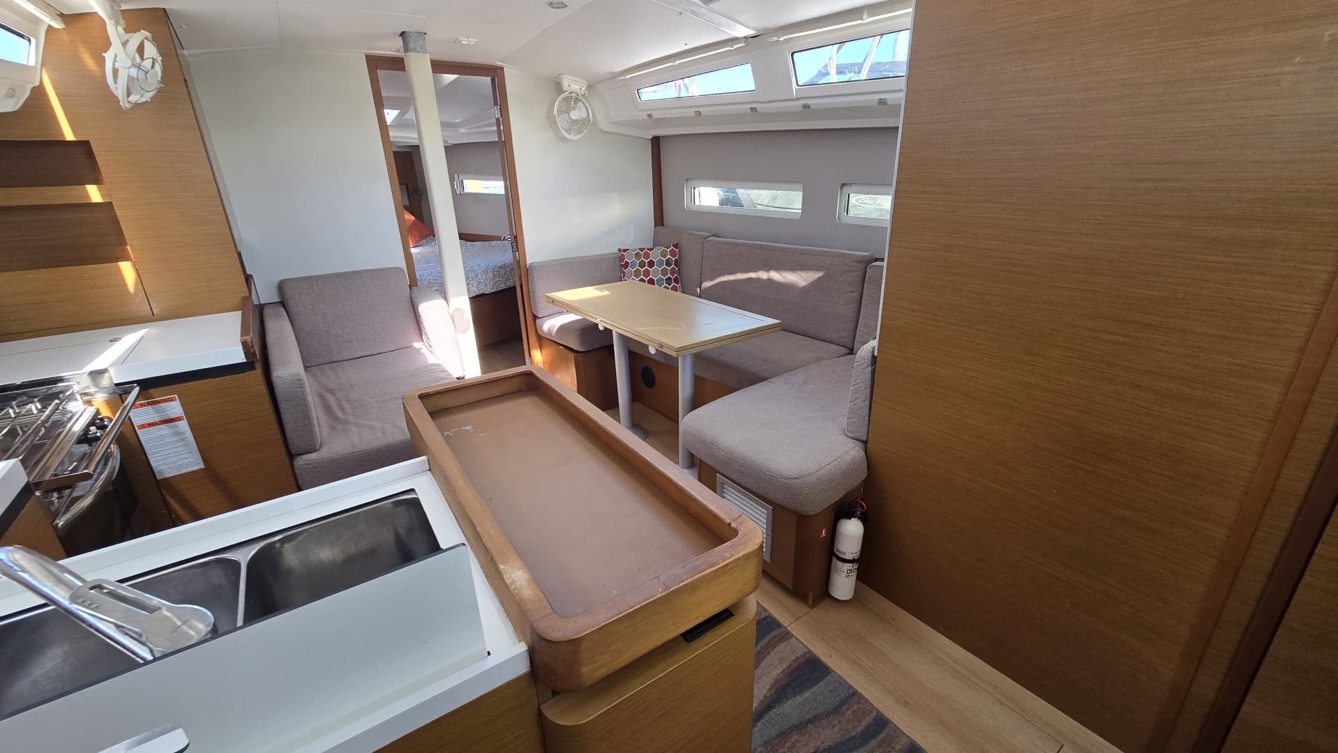 2020 Jeanneau Sun Odyssey 410