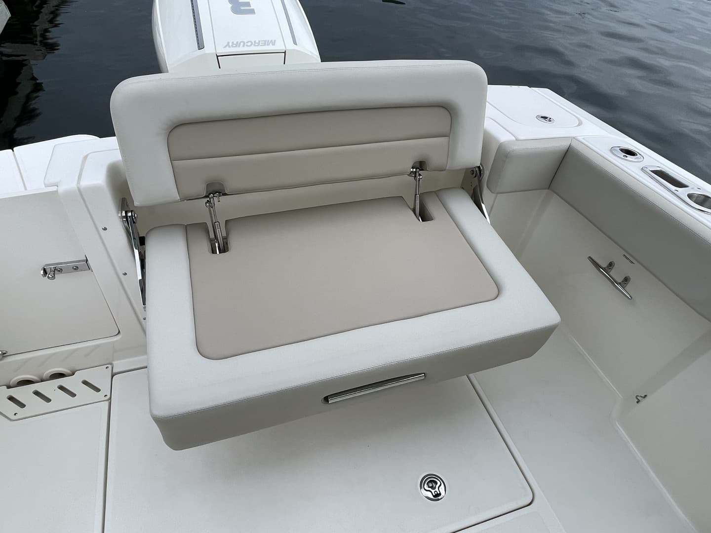 2023 Boston Whaler 