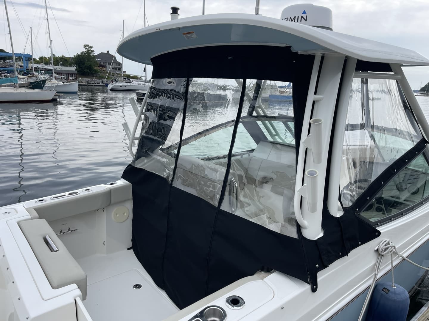 2023 Boston Whaler 