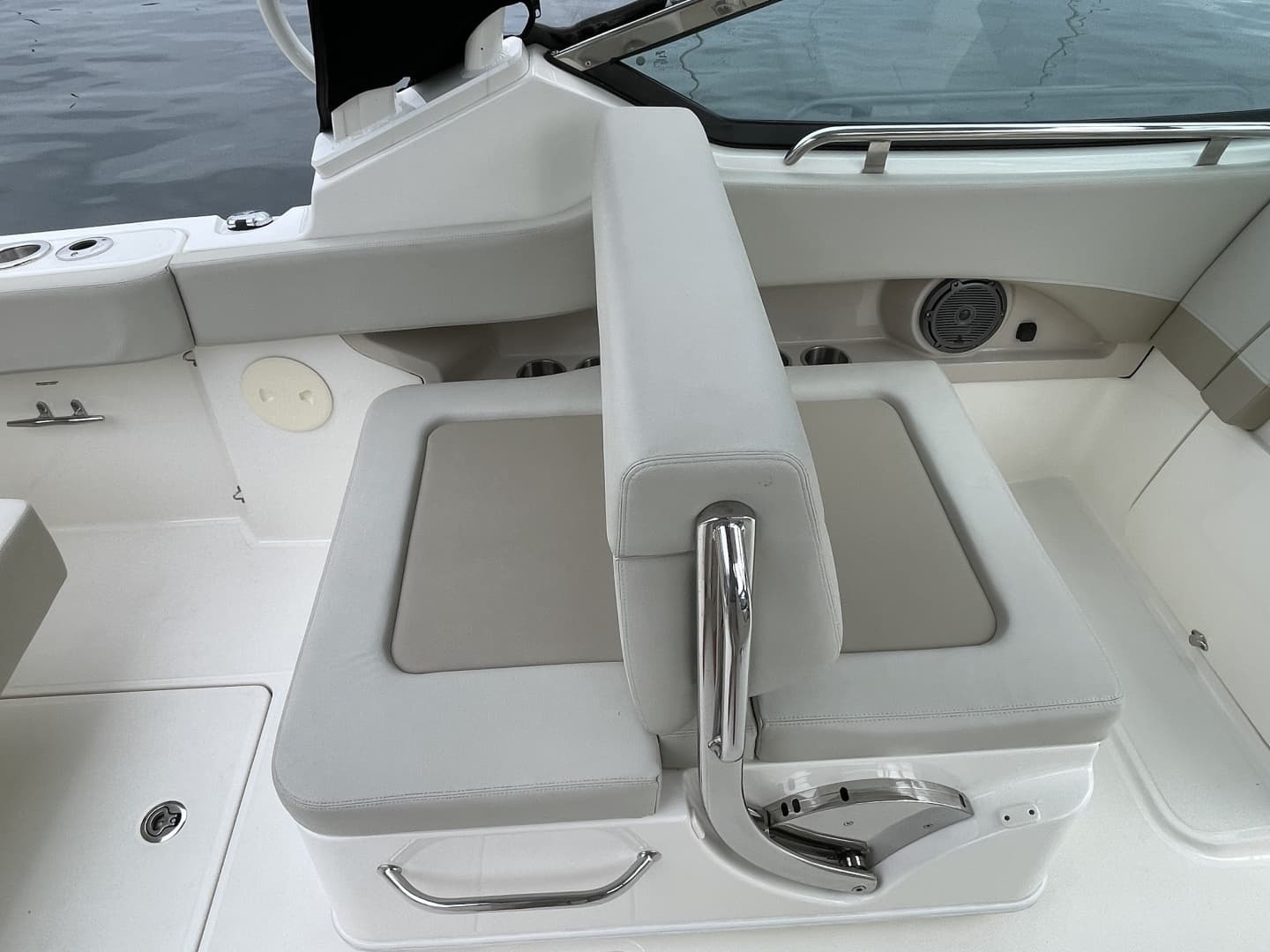 2023 Boston Whaler 