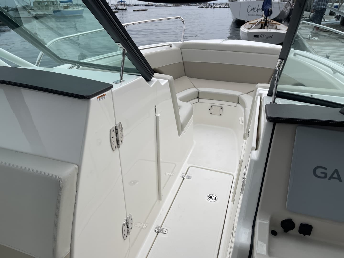 2023 Boston Whaler 
