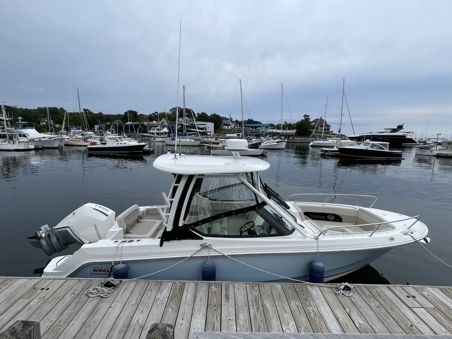 2023 Boston Whaler 