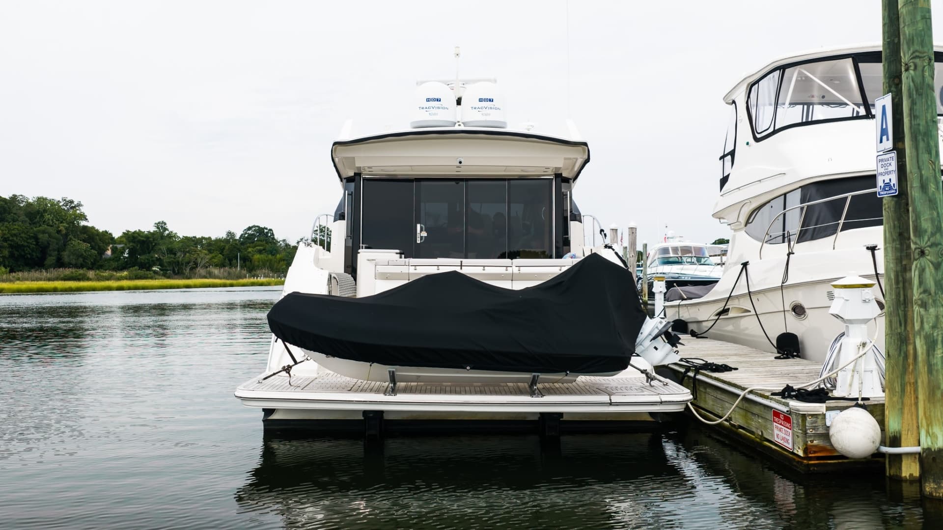 2018 Sea Ray L550