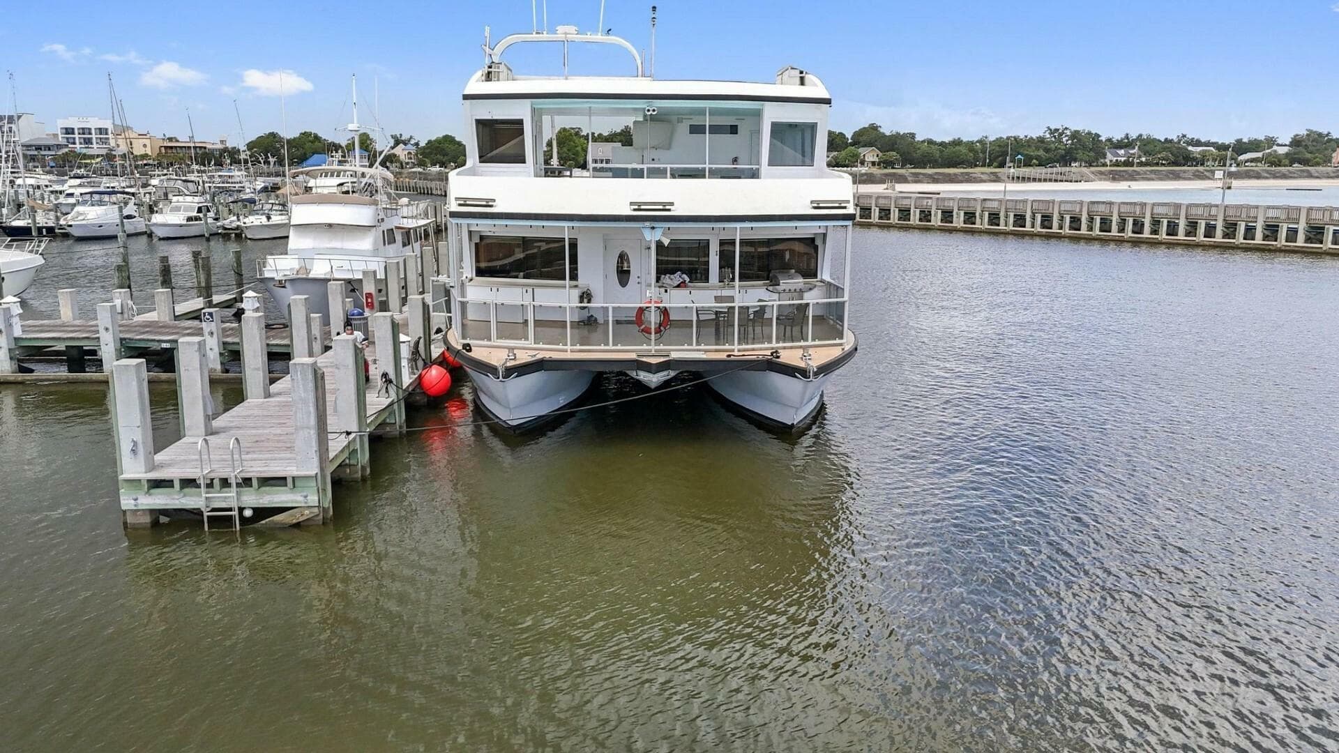 2018 Avenger Luxury Catamaran Coastal Cruiser