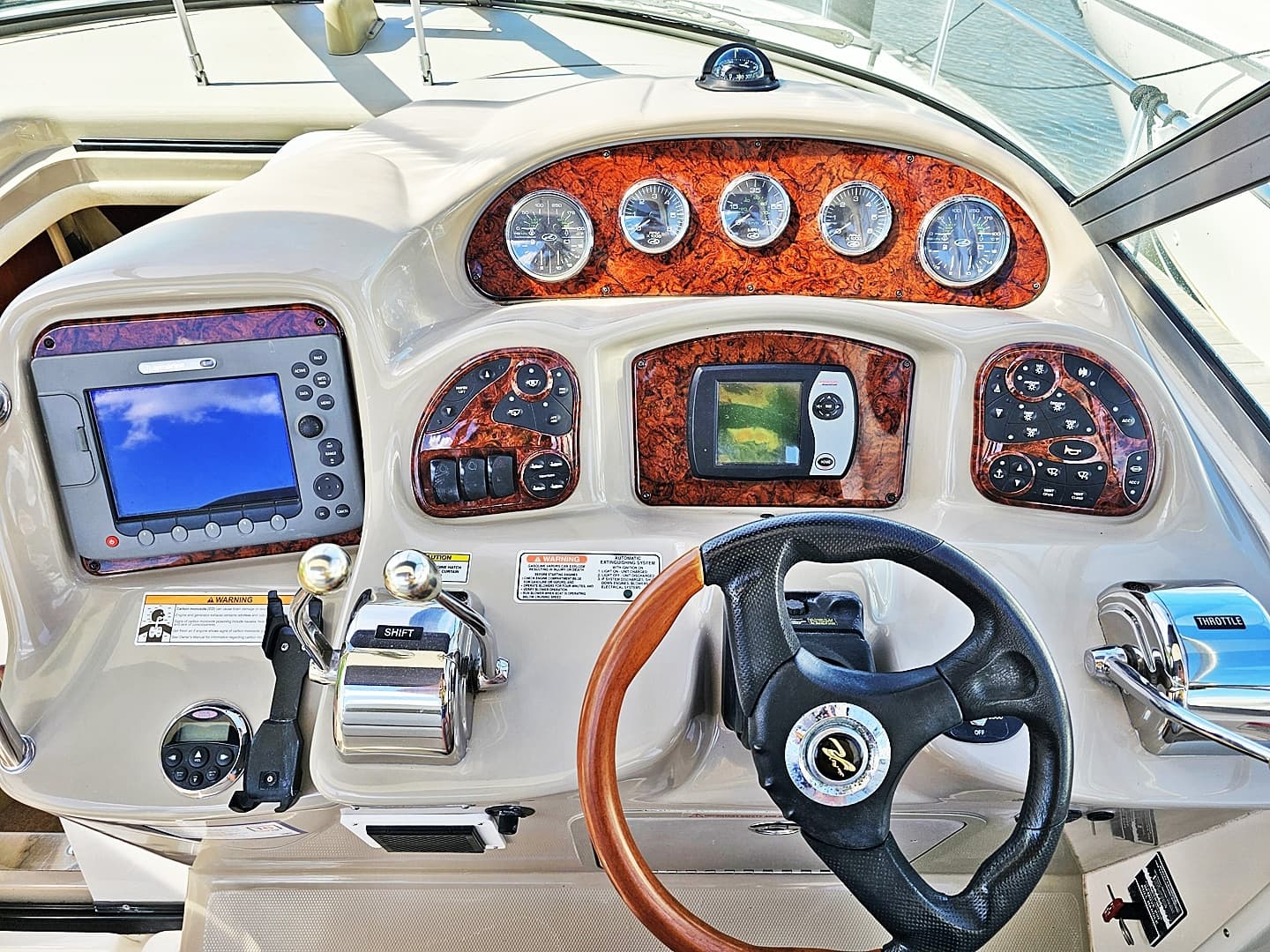 2007 Sea Ray 320