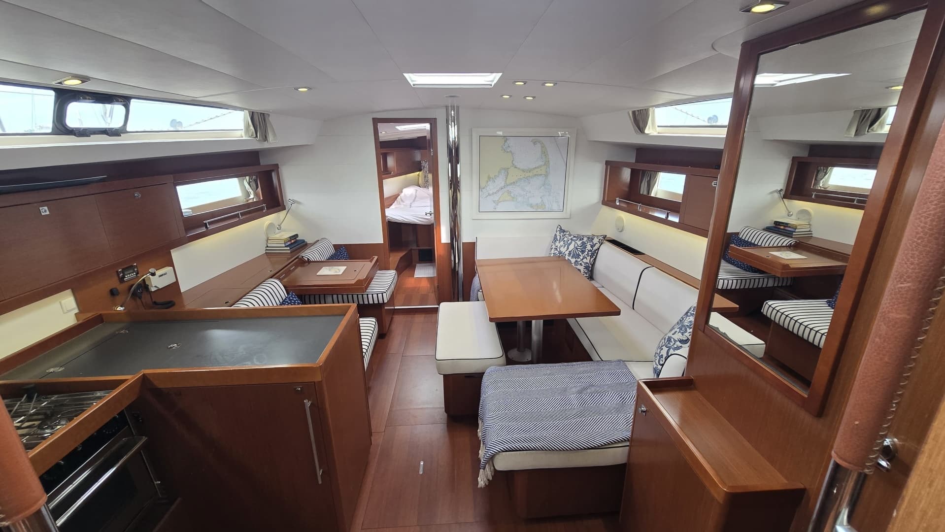 2012 Beneteau 