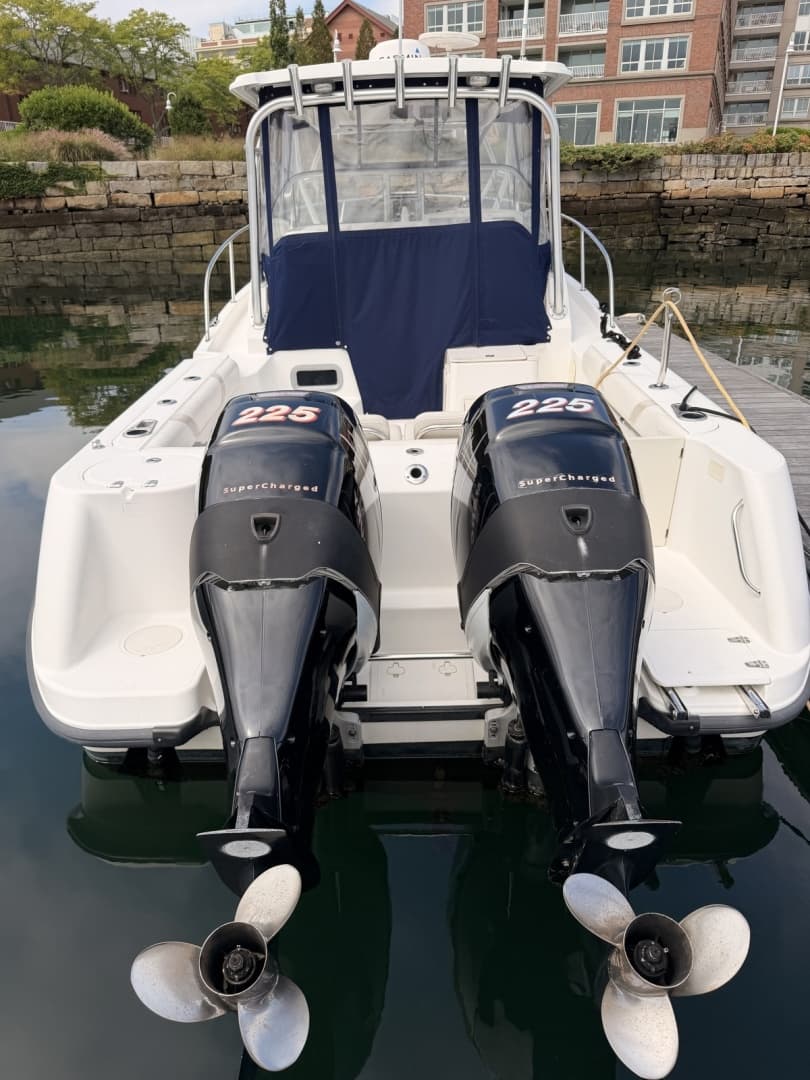 2006 Boston Whaler 285 Conquest