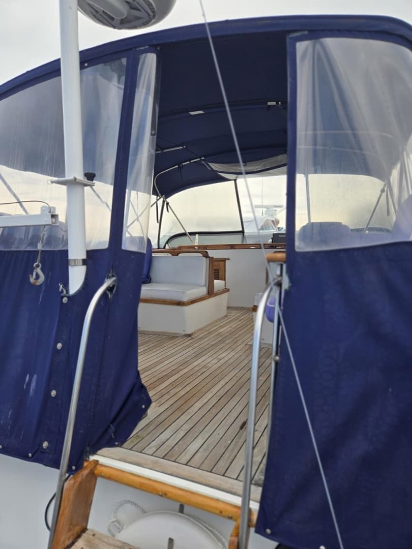 1979 Ocean Alexander 40 Double Cabin