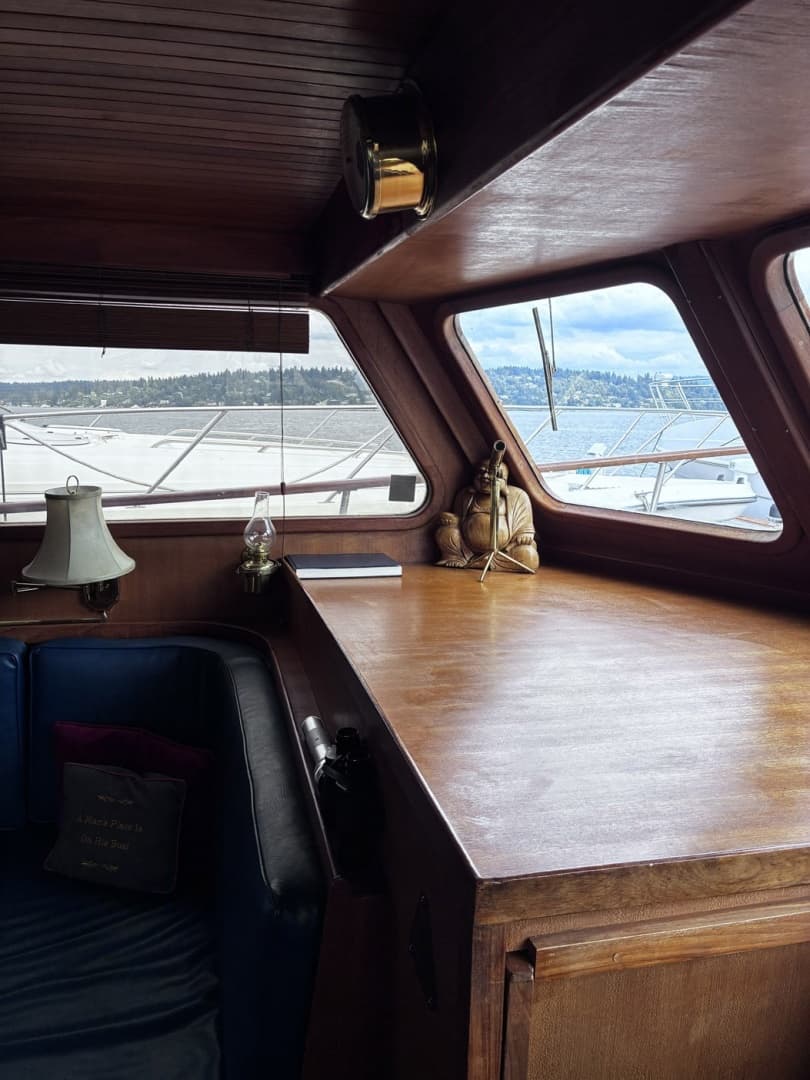 1979 Ocean Alexander 40 Double Cabin