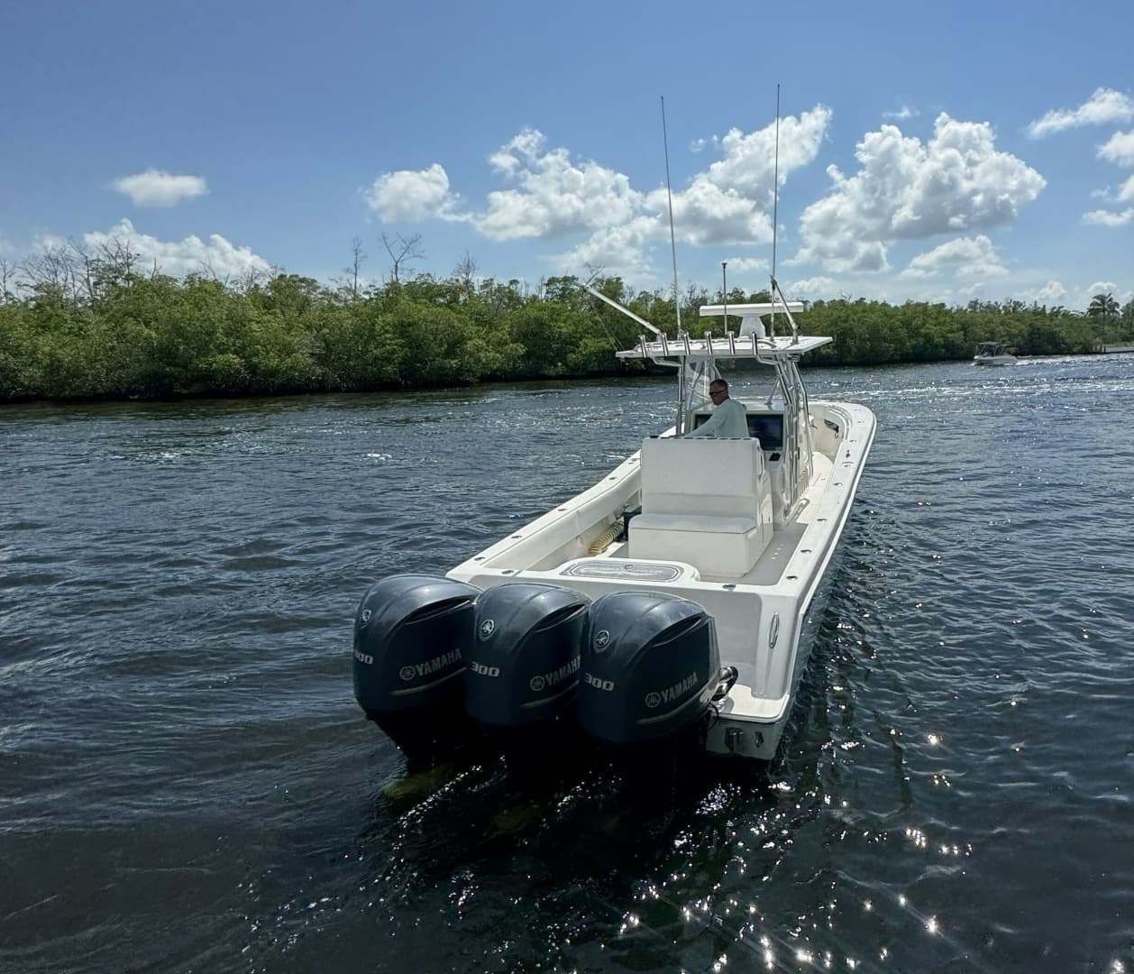 2013 Invincible 36 Open Fisherman
