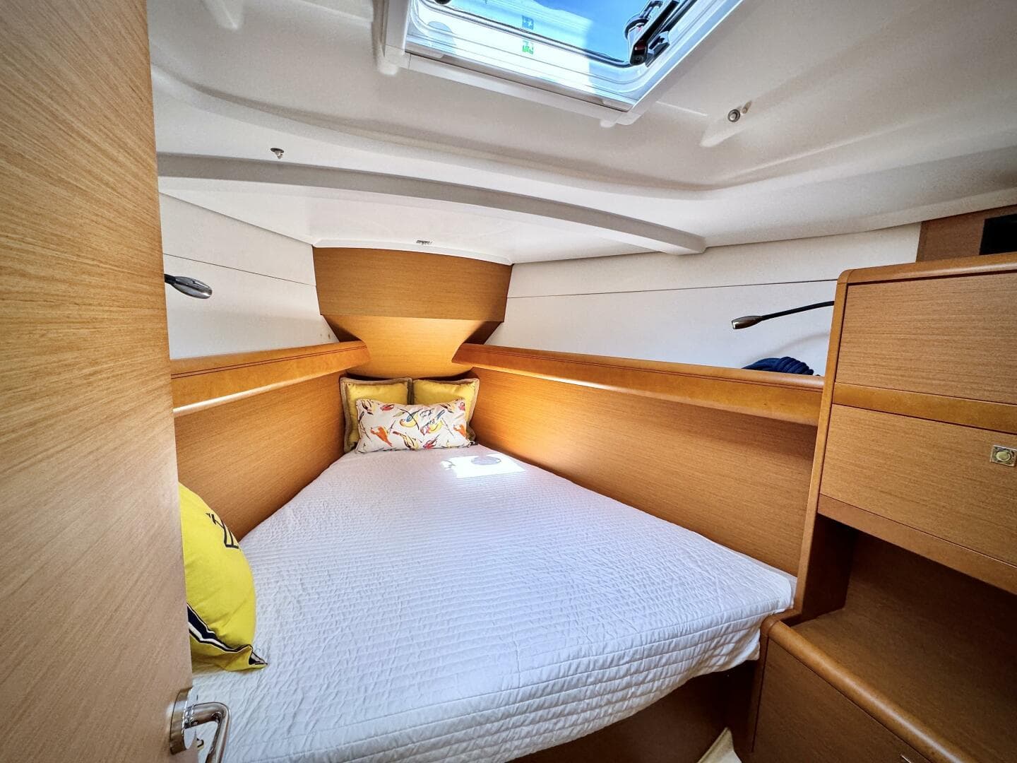 2015 Jeanneau 379