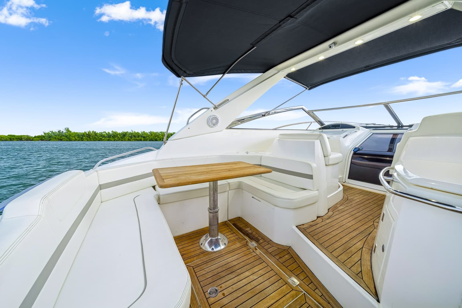 2004 Sunseeker Portofino 35