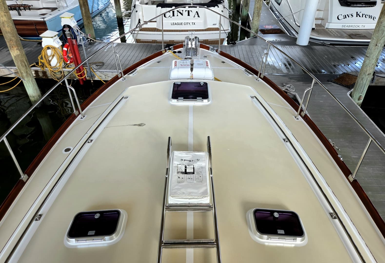 2001 Grand Banks Eastbay 43 HX SX