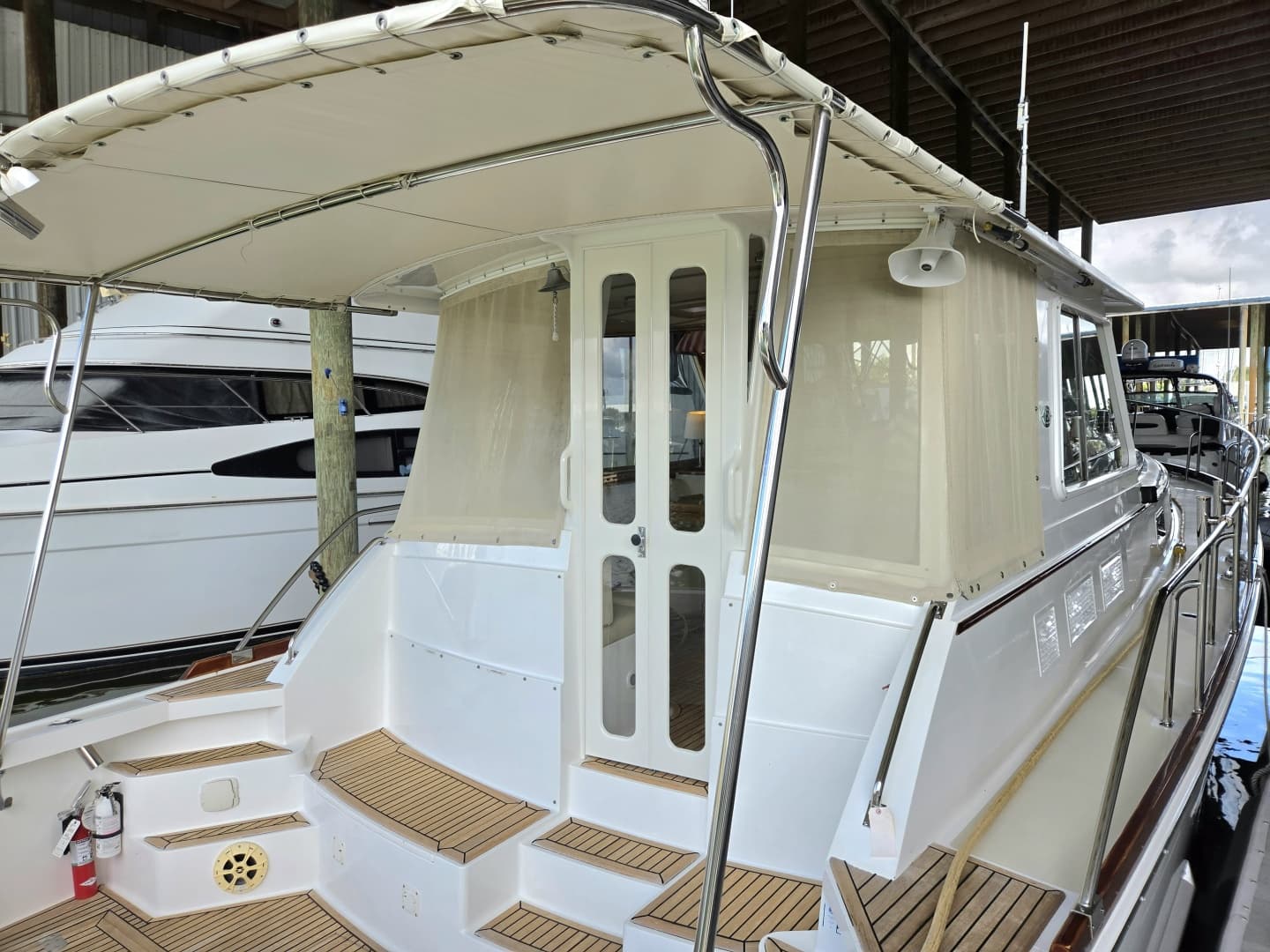 2001 Grand Banks Eastbay 43 HX SX