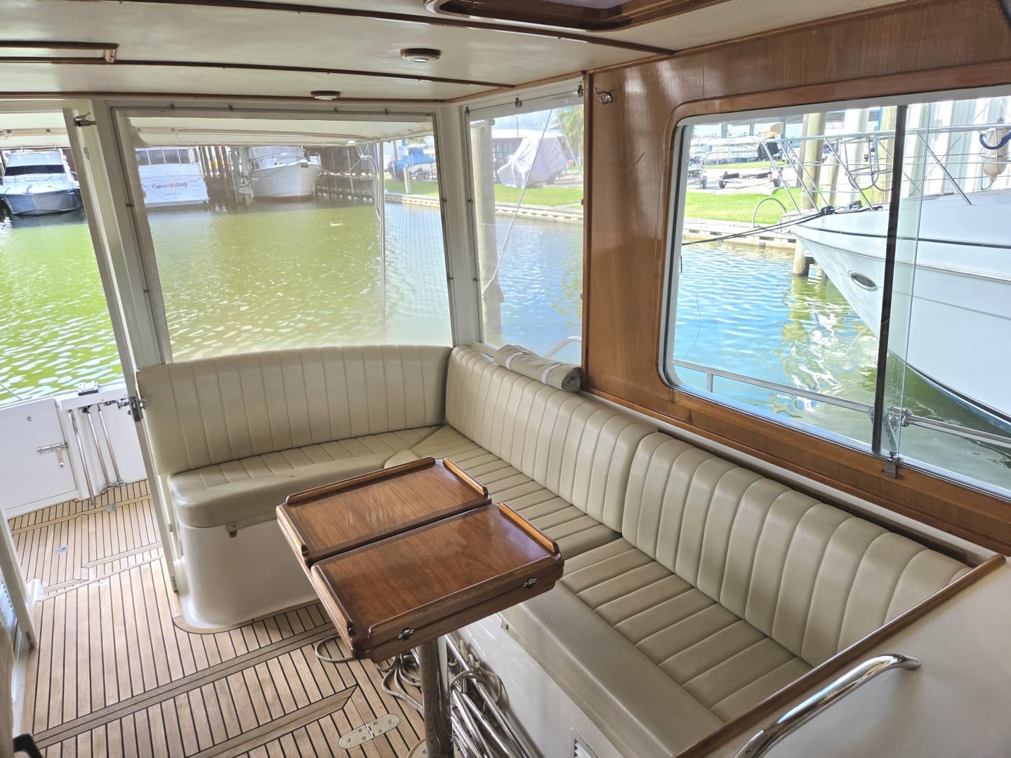 2001 Grand Banks Eastbay 43 HX SX