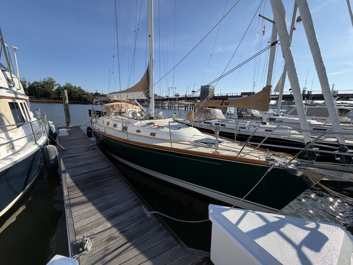 2011 Tartan 4300