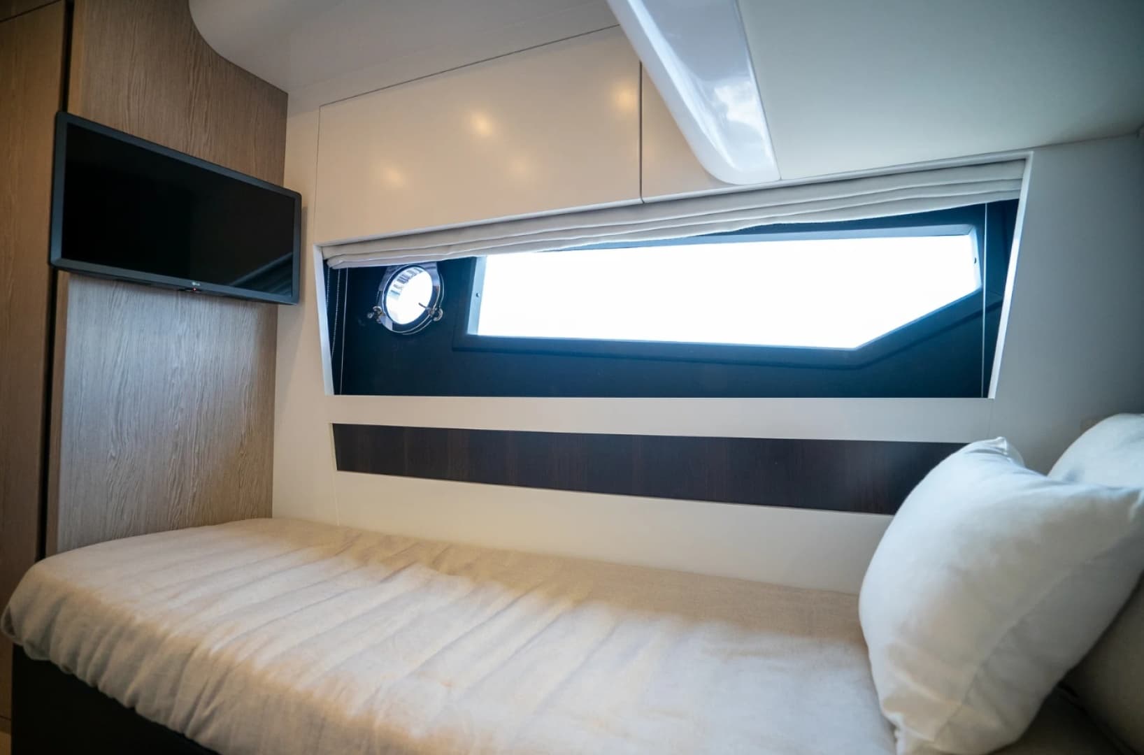 2025 Azimut S6