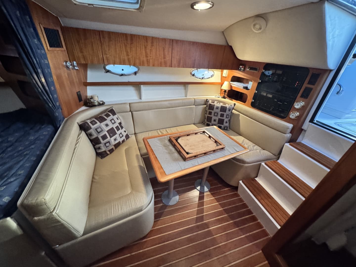 2001 Tiara Yachts 3100 Open