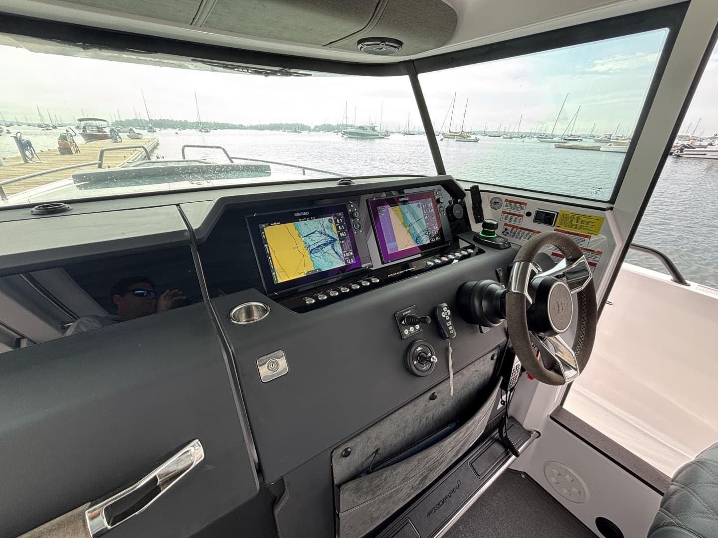 2024 Axopar 37XC Cross Cabin