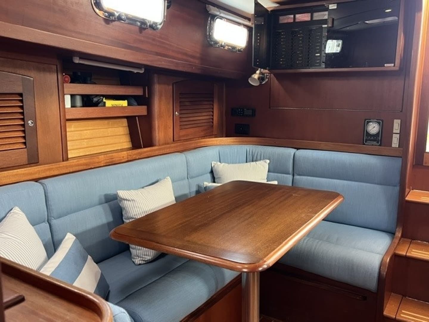 2000 Sabre 36 express